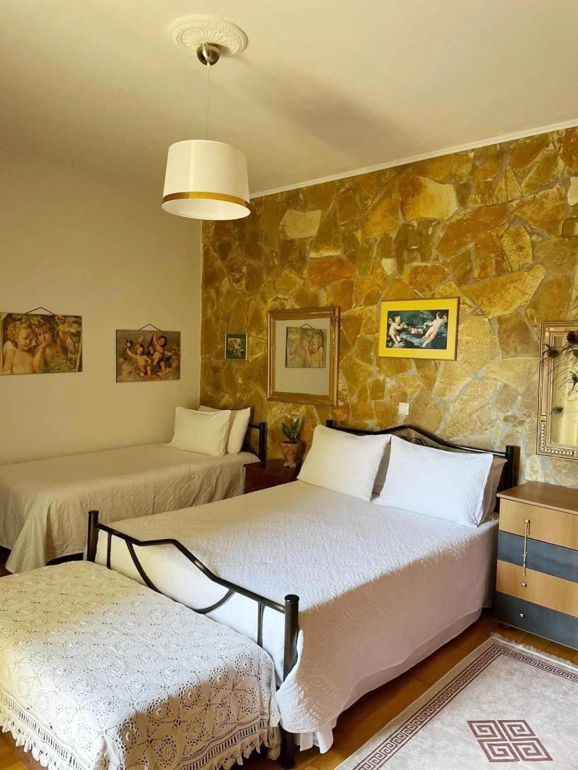 Villa Anasandra - 3 Bedroom Villa Kompítsion Екстериор снимка